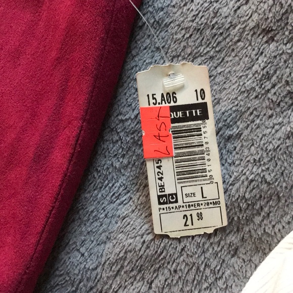 Skirt - Picture 2 of 2